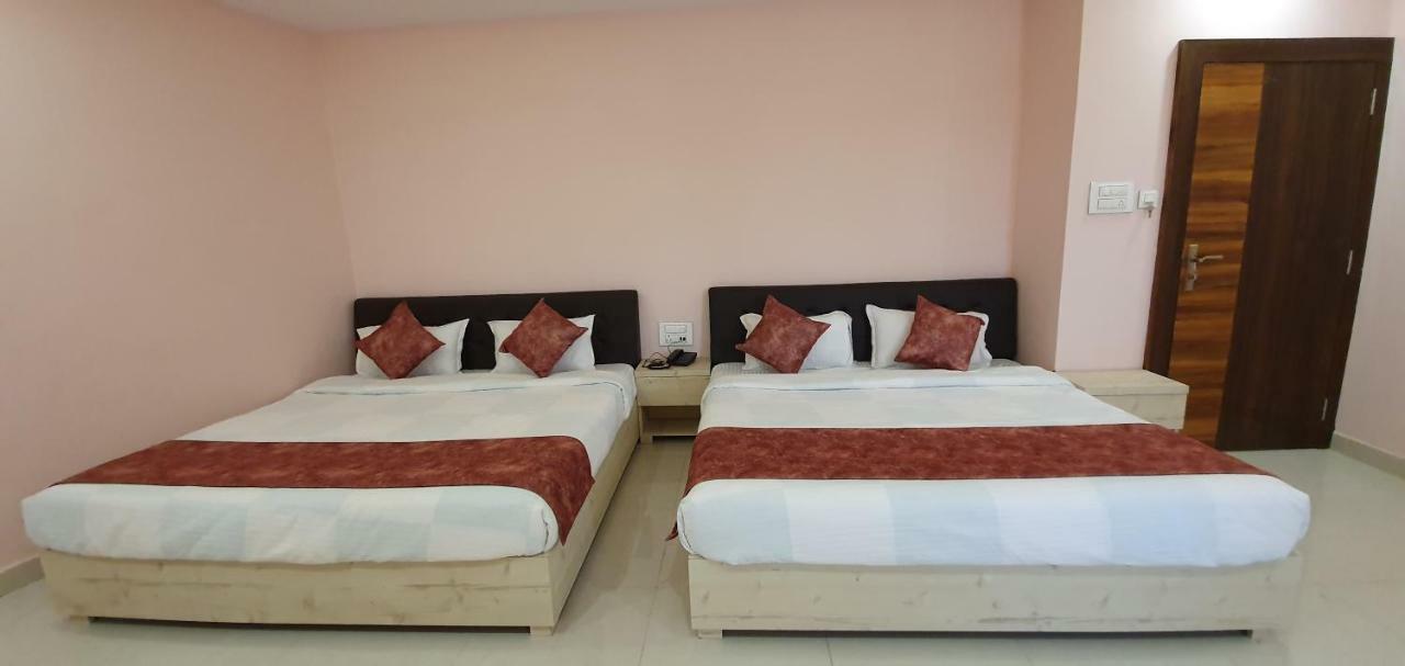 Hotel Pushpanjali Bhopal Exterior photo